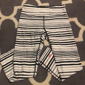 Tommy Hilfiger striped leggings